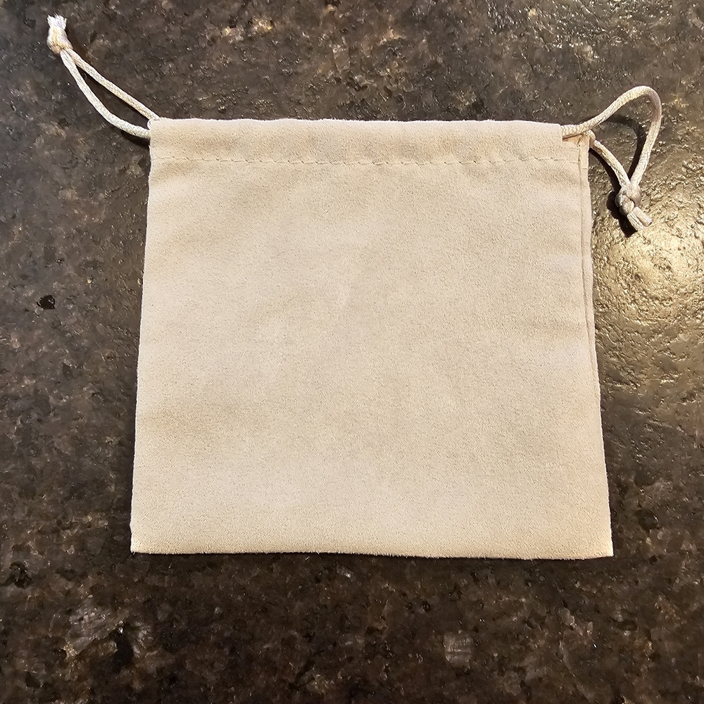 5 designer drawstring jewelry dustbags (Kate Spade, Michael Kors and Brighton) - Picture 7 of 10